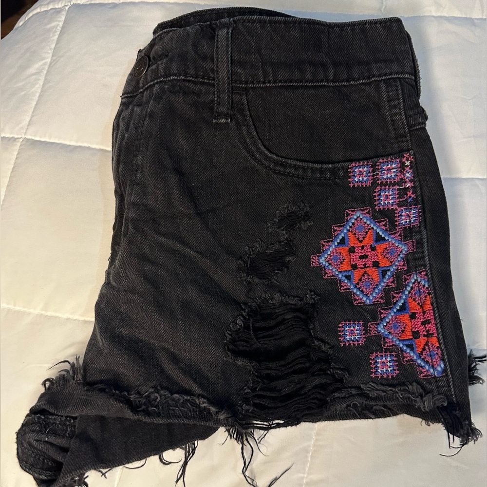Hollister size 11